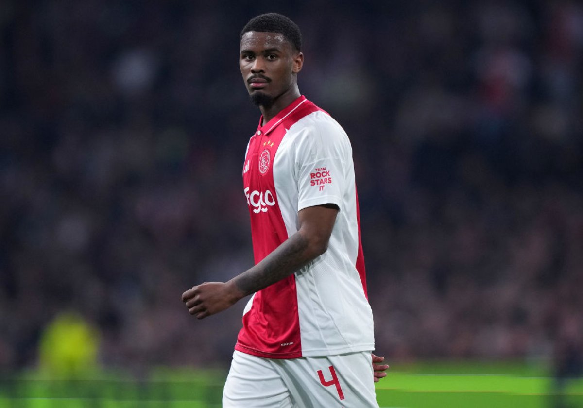 Jorrel Hato (Ajax), dorit de Real Madrid