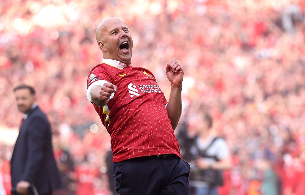 Arne Slot a câștigat titlul în primul său sezon la Liverpool