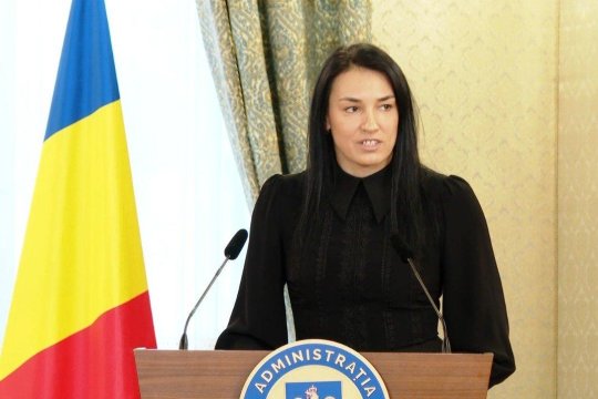 Cu cine votează Cristina Neagu. Sportiva a spus totul după ce a fost decorată de Ilie Bolojan la Palatul Cotroceni