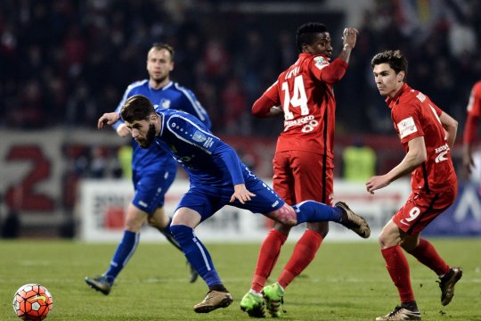 Moment de reculegere în memoria lui Patrick Ekeng la Dinamo - Rapid
