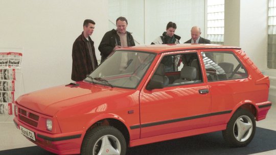 ”Cea mai proastă mașină din istorie” revine în forță. Modelul cu care sârbii vor să dea lovitura