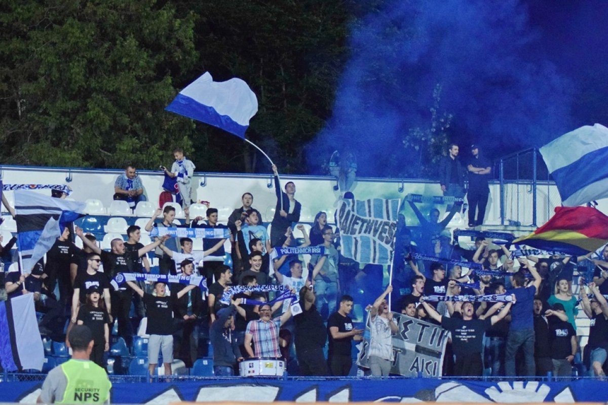 Președintele din Liga 1 a sărit să îl bată pe primar, chiar în tribună: ”Am făcut ca toate alea. Dacă nu ne despărțea lumea...”