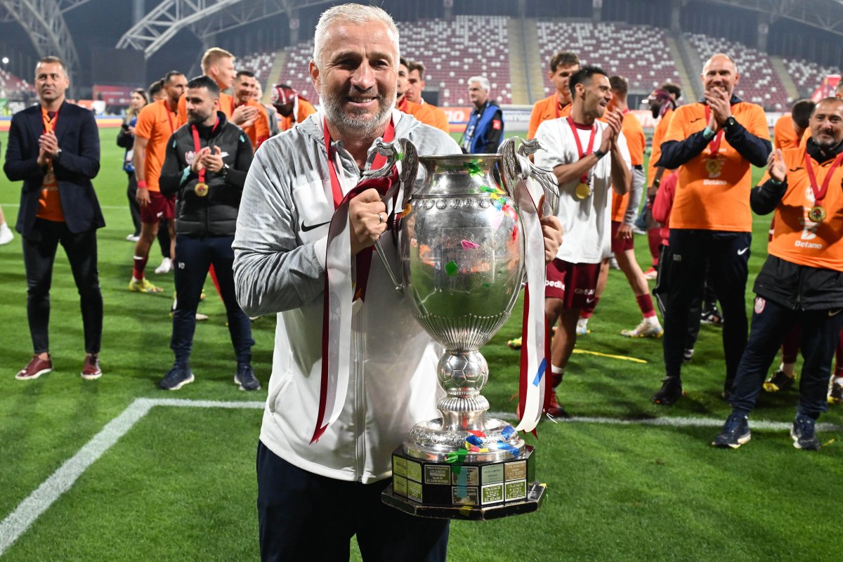 Dan Petrescu, la primul trofeu al Cupei României din carieră