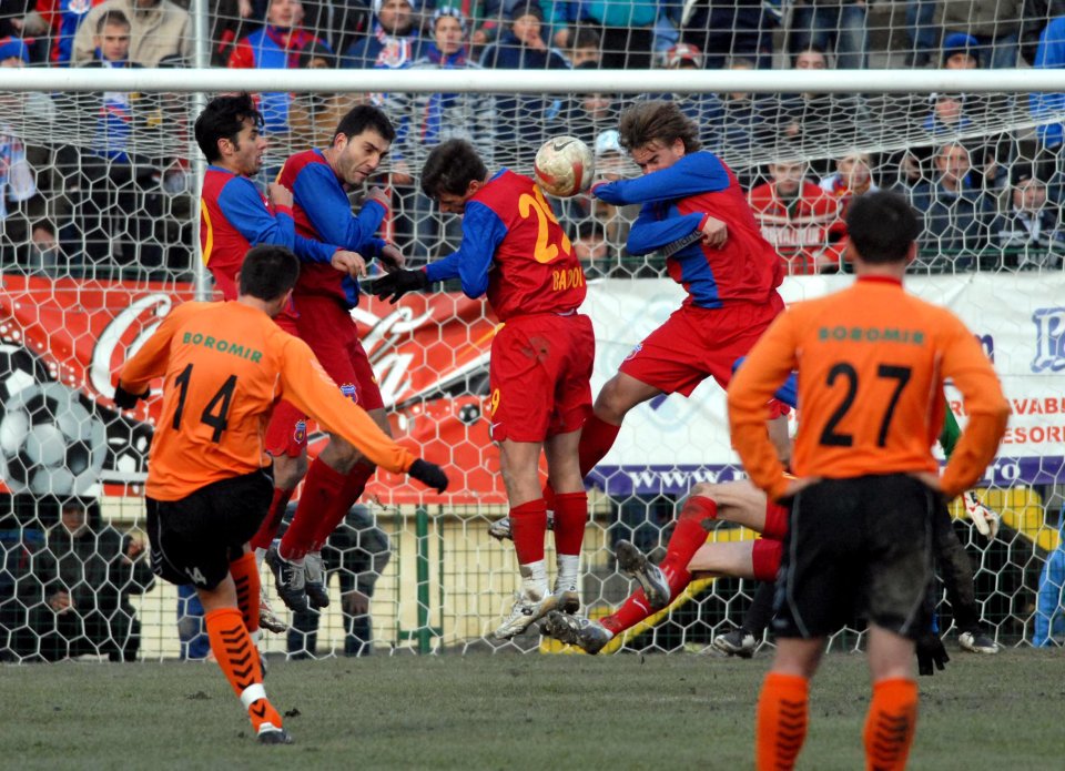 Momentul în care Bunică le dă gol roș-albaștirlor pe 30 noiembrie 2007, într-un meci terminat remiză, scor 1-1