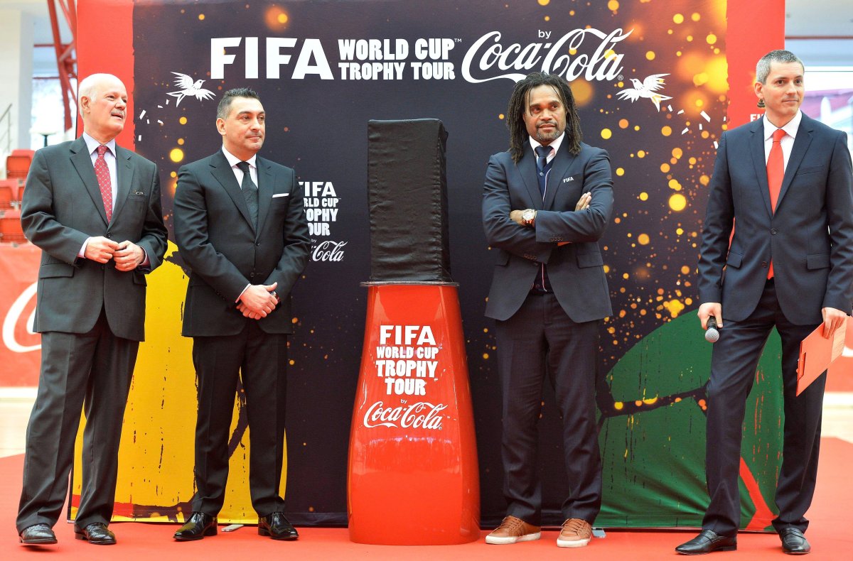 Ilie Dumitrescu, alături de Christian Karembeu