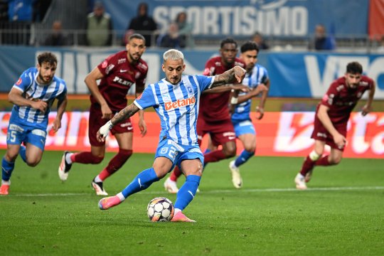 Alex Mitriță poate pleca de la Craiova oricând vrea el! Mihai Rotaru a fost deja de acord să-și piardă vedeta
