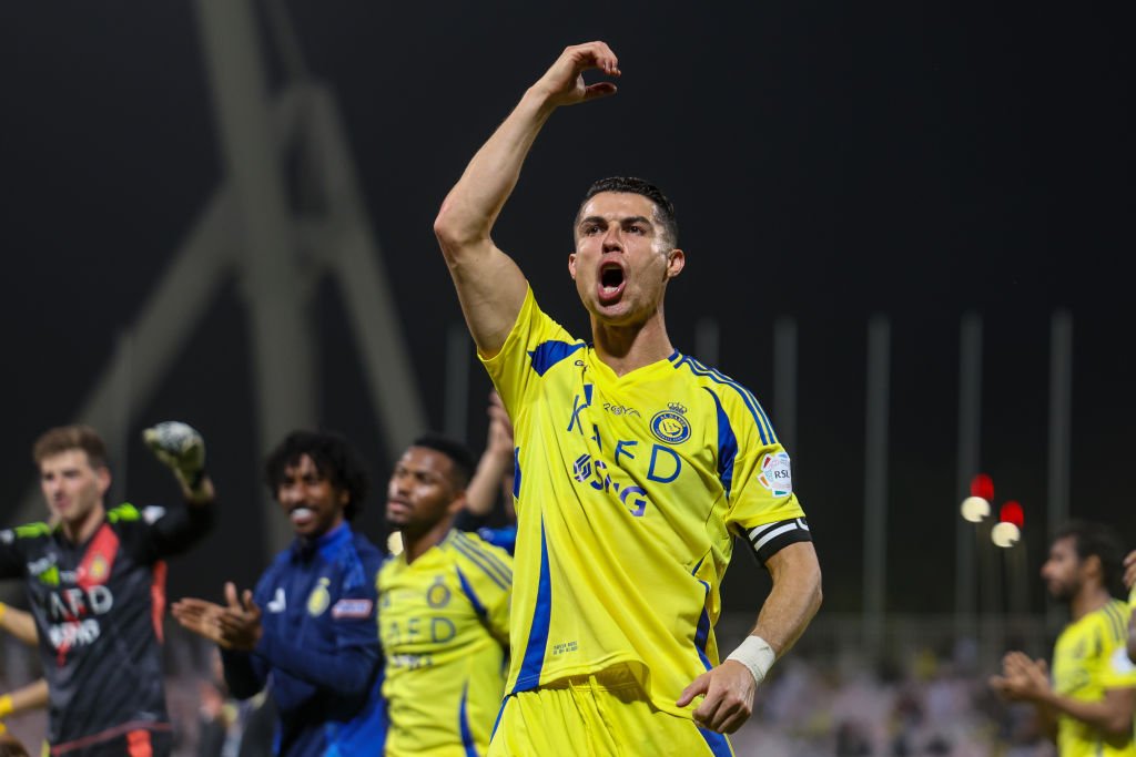 Cristiano Ronaldo, cel mai bine plătit sportiv din lume