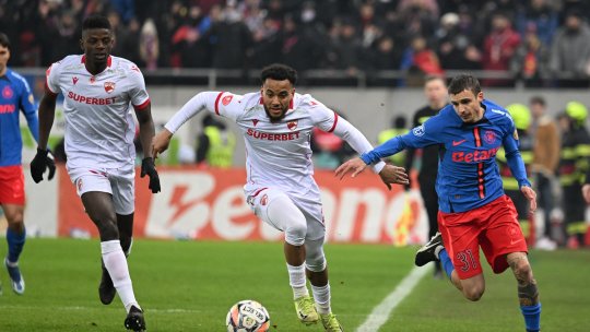 Planul lui Sabău de a lua titlul cu U Cluj. De ce sumă ar avea nevoie și care este primul jucător pe care l-ar cumpăra: ”Merg la sigur”