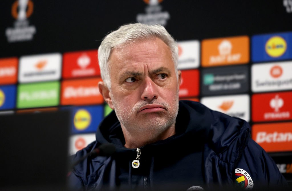 Jose Mourinho îl vrea pe Hojlund