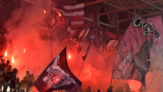 Suporterii FCSB, ironizați de ultrașii Rapidului chiar înainte de sărbătoarea de pe Arena Națională