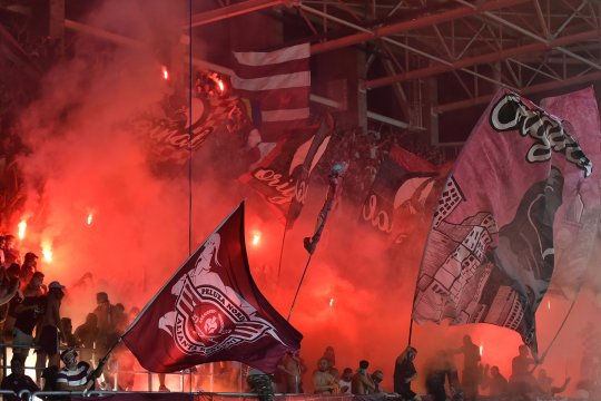 Suporterii FCSB, ironizați de ultrașii Rapidului chiar înainte de sărbătoarea de pe Arena Națională