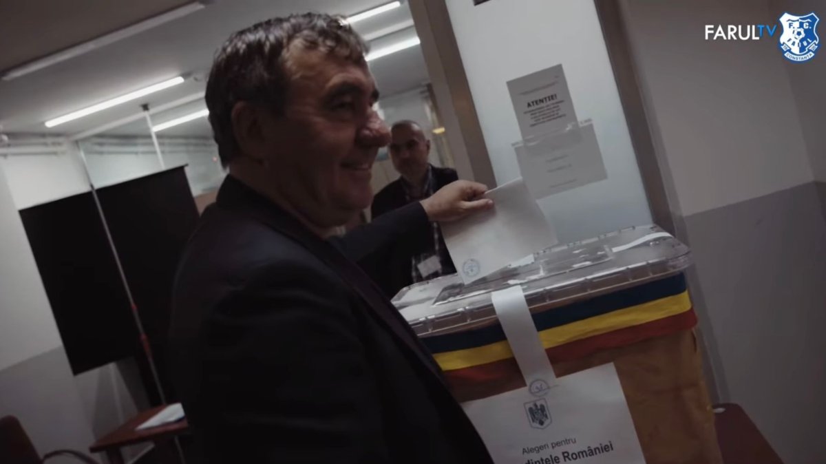 Gică Hagi a mers la vot în Istanbul
