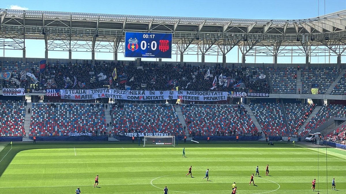 La meciul cu Steaua - CSM București au asistat aproximativ 5.000 de spectatori