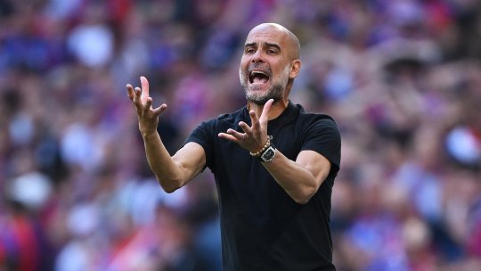 ”S-a terminat” / ”Fă loc oamenilor motivați”. Lui Pep Guardiola i s-a cerut demisia, după dezastrul din finala Cupei Angliei