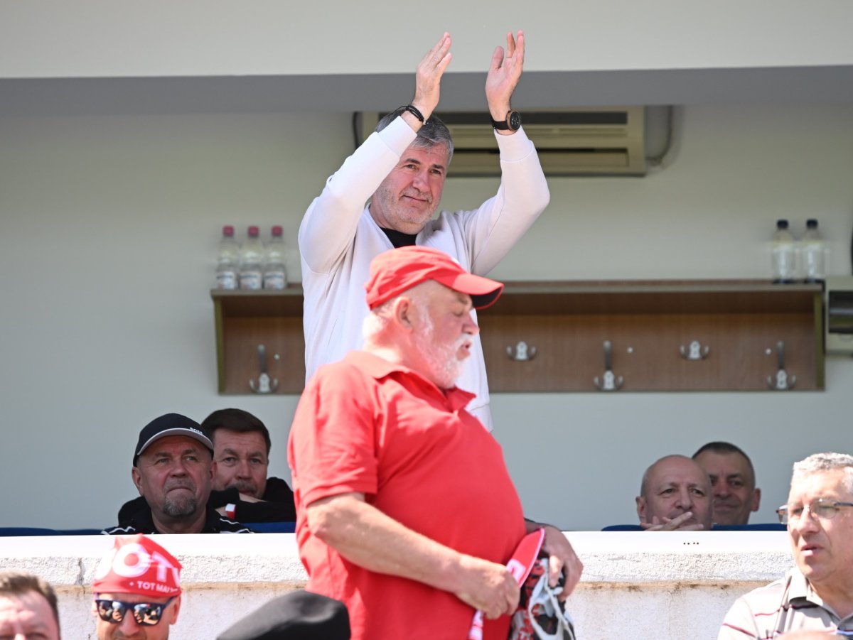 Valeriu Iftime a sărbătorit salvarea Botoșaniului: ”Am făcut poze mai multe ca în campanie”