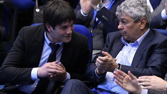 ”Dacă o salvează pe Parma, Chivu e un antrenor mai bun decât Mircea Lucescu” / ”El nu a salvat nicio echipă în Italia, a picat mereu”
