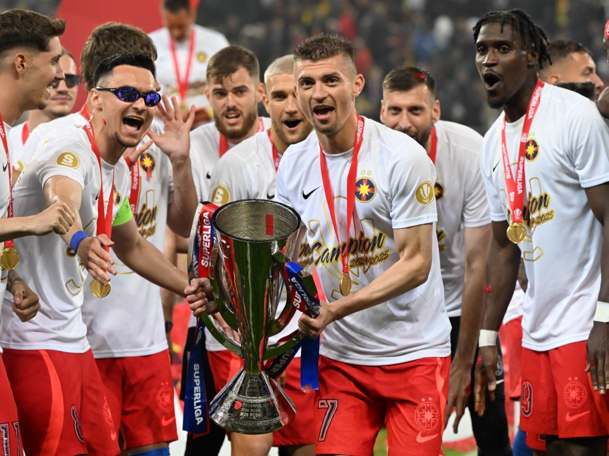 Imagini spectaculoase pe Arena Națională, după ce FCSB a cucerit un nou titlu în SuperLiga