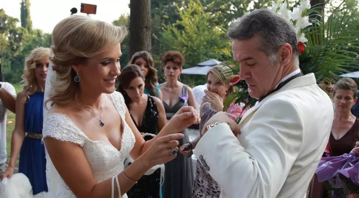 Gigi Becali a fost naș de cununie la nunta Gabrielei Firea cu Florian Pandele