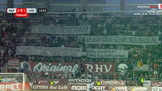 Gest excepțional din partea fanilor rapidiști! Bannere dedicate unui suporter dinamovist decedat