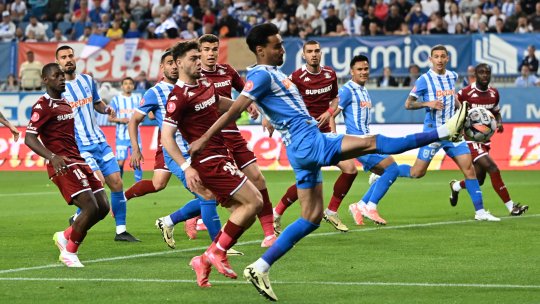 Universitatea Craiova - Rapid 1-2. Șumudică ”arbitrează” lupta la titlu în favoarea FCSB