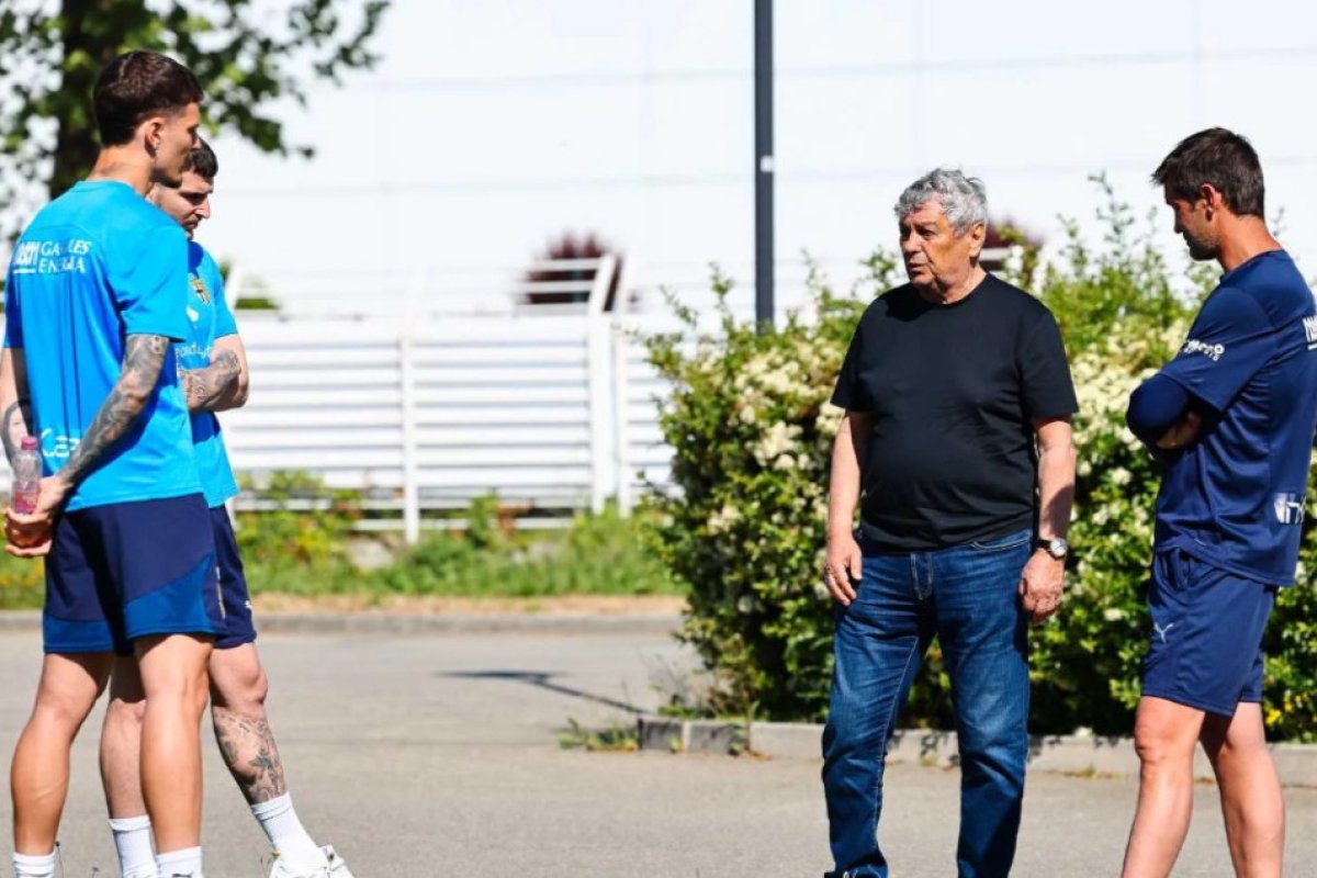 Mircea Lucescu a făcut o viztă Parmei, unde a discutat cu Man, Mihăilă și Chivu