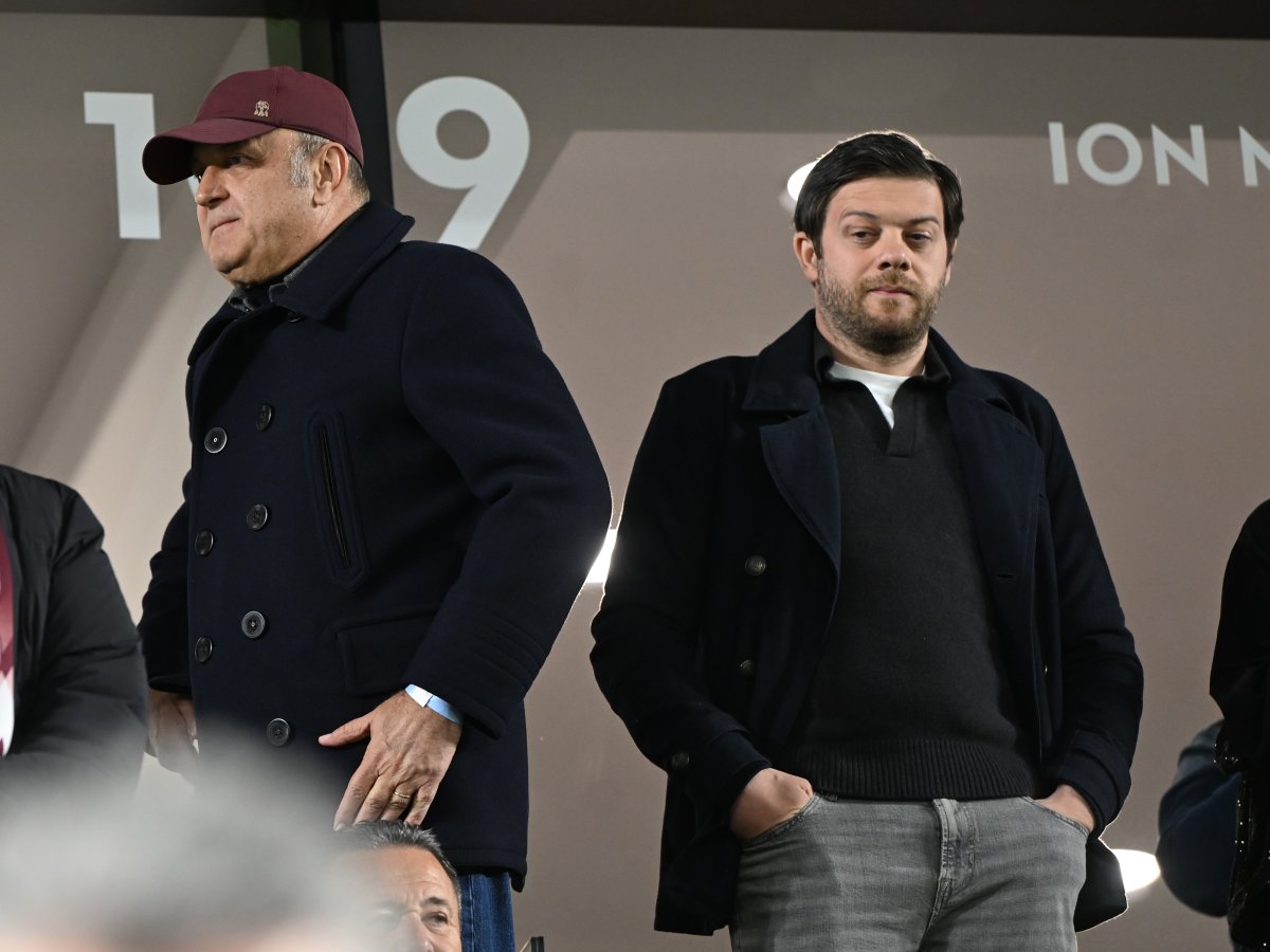 Cum a fost surprins Dan Șucu în tribunele arenei din Craiova. Unde a stat șeful Rapidului