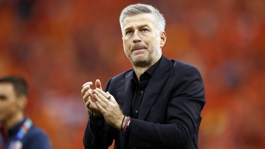 Edi Iordănescu, ”meditații” cu un antrenor român, înaintea barajului din SuperLiga. Cum au fost surprinși la o cafenea