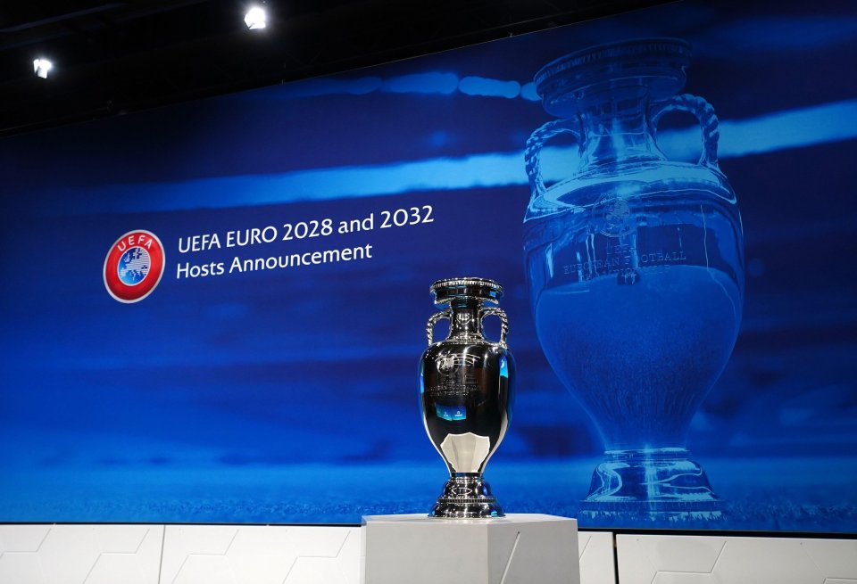 Țările gazdă ale turneului EURO 2028 vor fi nevoite să joace preliminarii pentru accederea în grupă