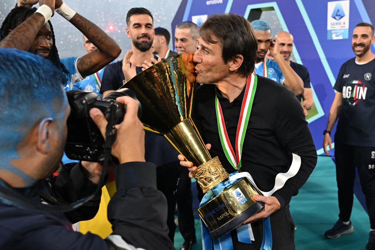 Antonio Conte are șase titluri de campion în vitrină
