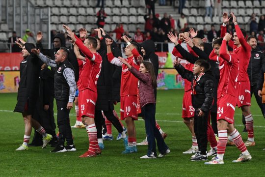 Restructurări la Dinamo. Șefii nu-l mai vor la club: ”El nu vrea să plece”