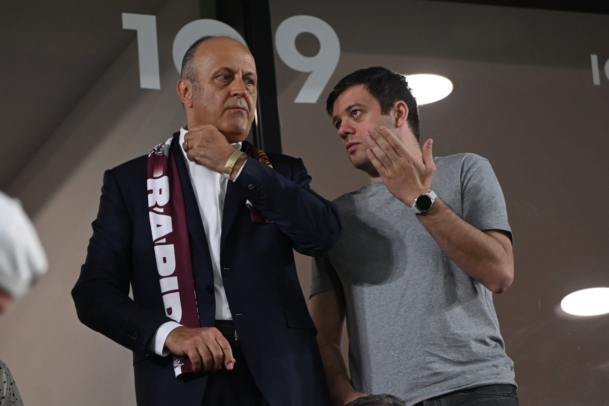 Dan Șucu este acționar la Rapid din 2022, iar în 2024 a cumpărat acțiuni și la Genoa