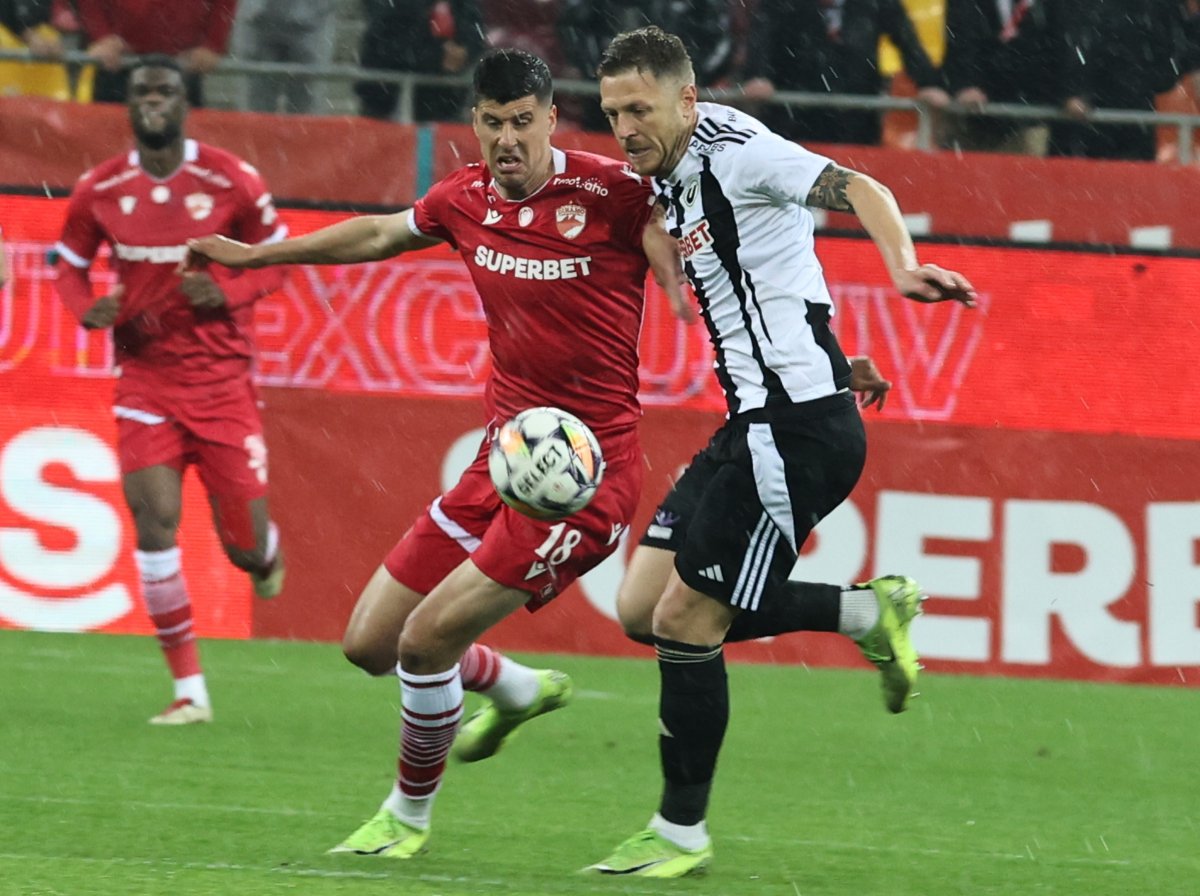 Stipe Perica a fost autorul unei ratări uluitoare în partida cu FCSB