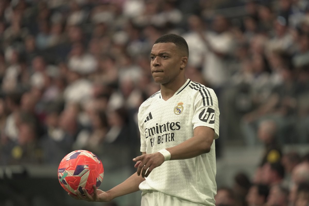 Kylian Mbappe a câștigat Gheata de Aur grație dublei din ultima etapă reușită în meciul cu Real Sociedad