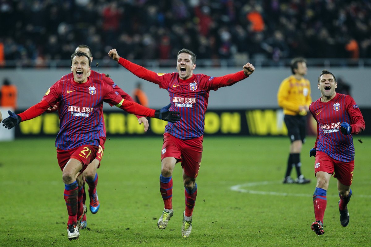 Echipa care a eliminat-o pe Ajax din Europa League s-a reunit