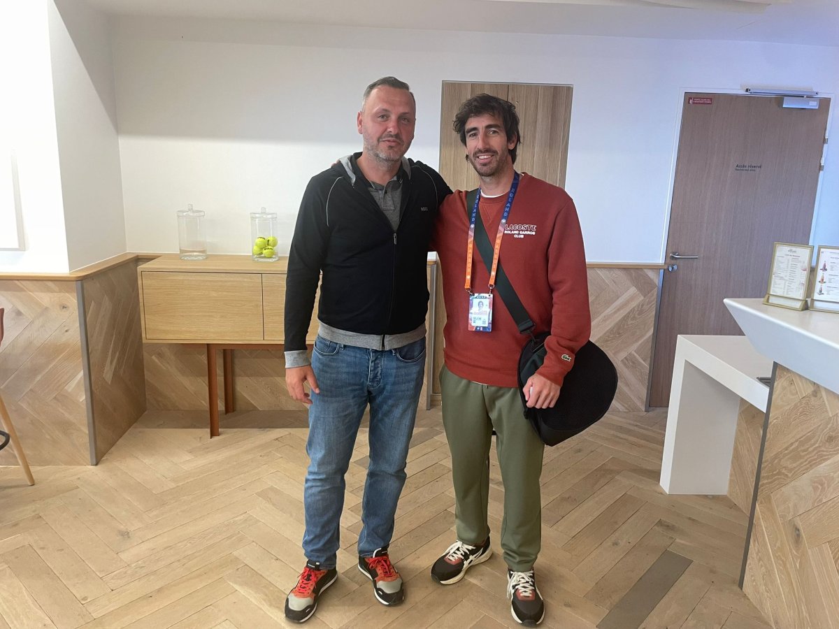 Marcel Miron si Pablo Cuevas, foști adversari în circuitul ATP, s-au revăzut la ediția din acest an de la Roland Garros