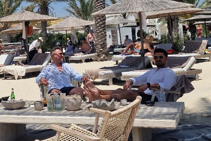 Adrian Mutu este plecat în vacanță