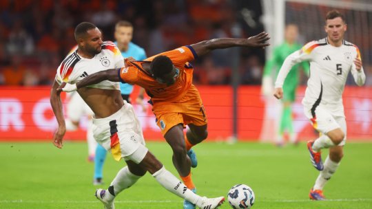 Super-fundașul dorit Real Madrid și Barcelona a semnat cu Bayern. "Sunt încântat". Bavarezii au confirmat mutarea