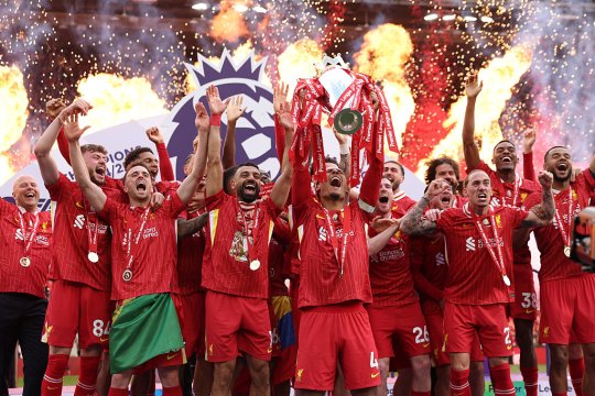 Liverpool are 267.000.000 € pentru transferuri, dar patru vedete ar putea pleca de pe Anfield
