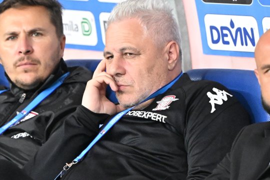 Șumudică, aplaudat în Bănie după ce i-a amărât pe olteni. Cum a plecat antrenorul de la stadion