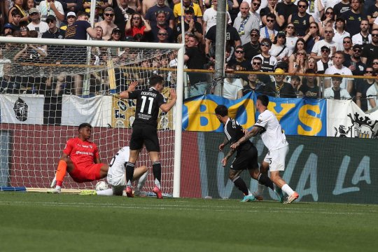 Parma, înfrângere în Serie A. Intrat în ultimele minute, Man a ratat incredibil cu poarta goală