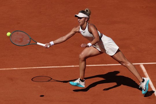 Jaqueline Cristian, eliminată de la Roland Garros! Swiatek s-a impus în două seturi