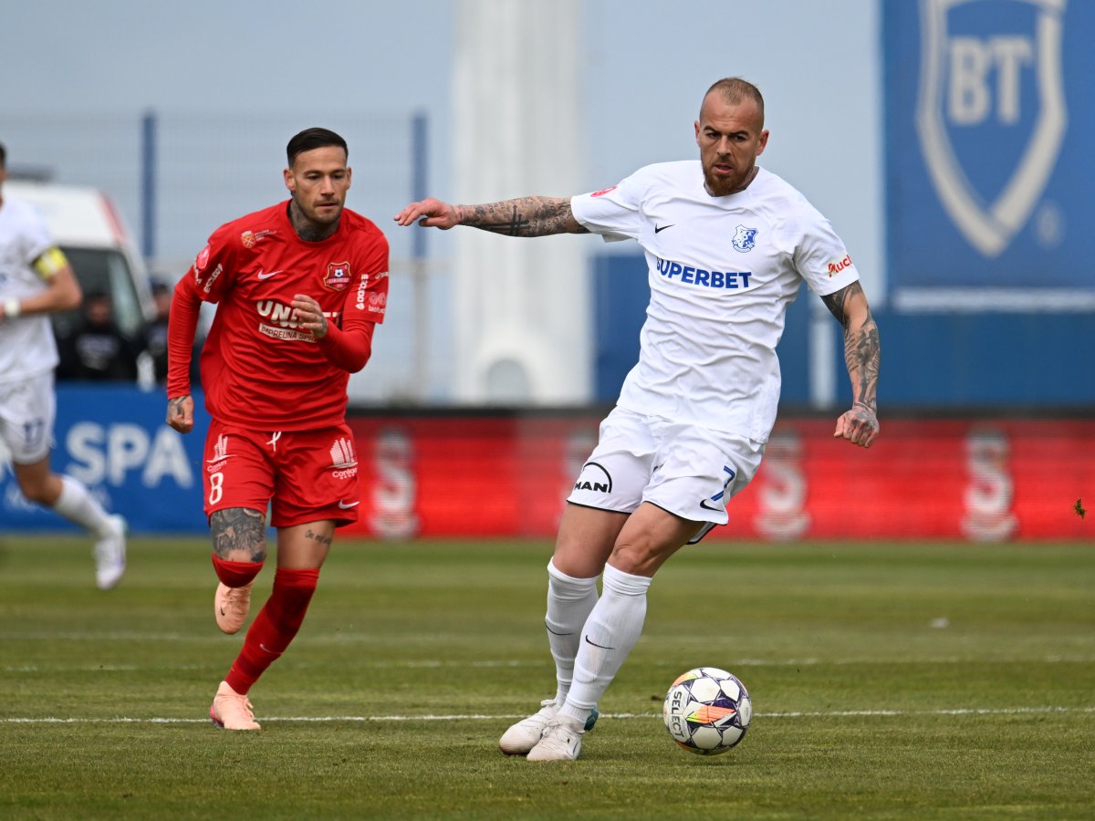Mijlocașul italian a fost dorit și de Dinamo, dar a ajuns la un acord cu U Cluj