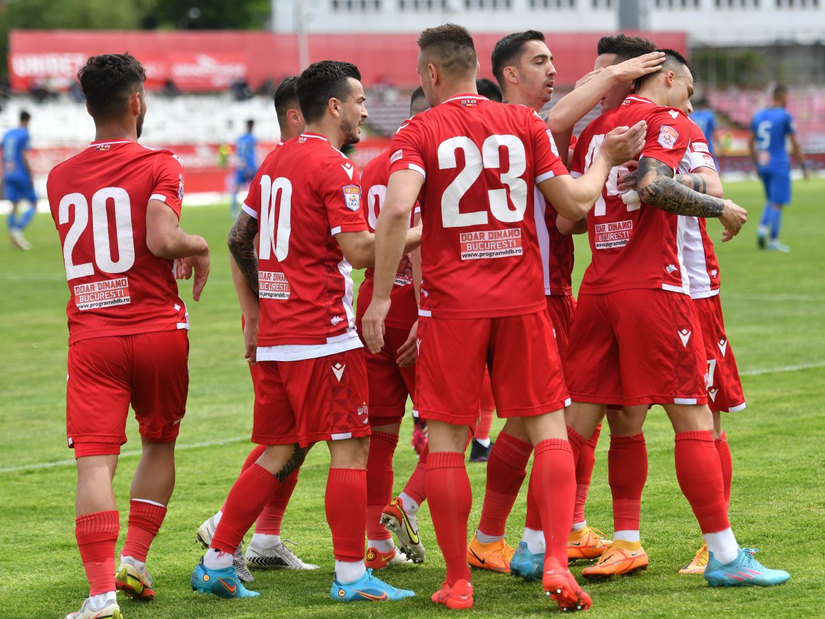 Răzvan Grădinaru a bifat 12 meciuri pentru Dinamo în a doua parte a sezonului 2021-2022