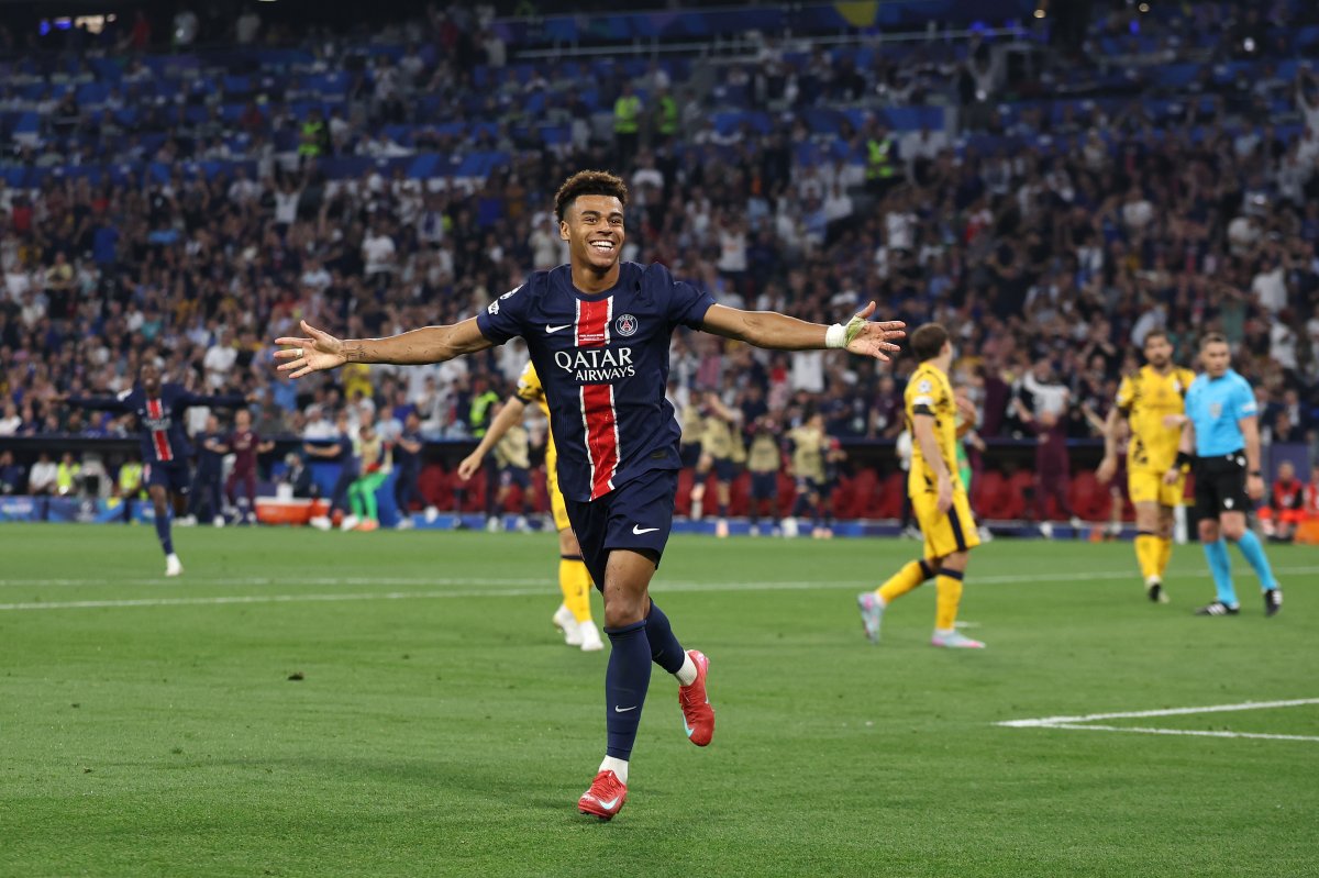 Desire Doue a marcat două goluri și a oferit o pasă de gol în finala UCL contra Inter