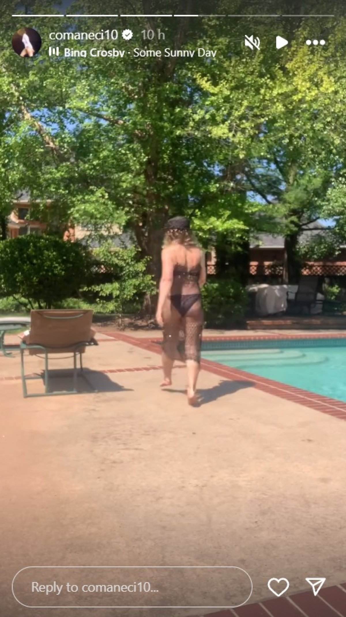 Nadia Comăneci, în costum de baie la 63 de ani