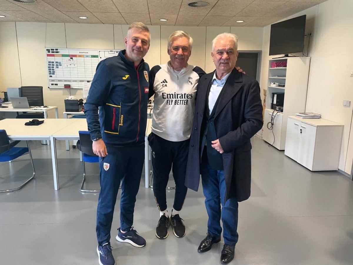 În urmă cu un an, a mers cu Edi în vizită la imensul Carlo Ancelotti