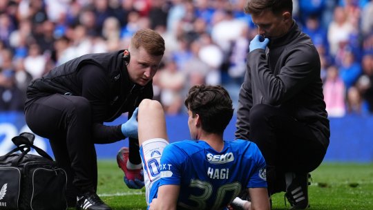 Trimis în teren în repriza a doua, Ianis Hagi a rezistat doar 17 minute pe teren cu Celtic