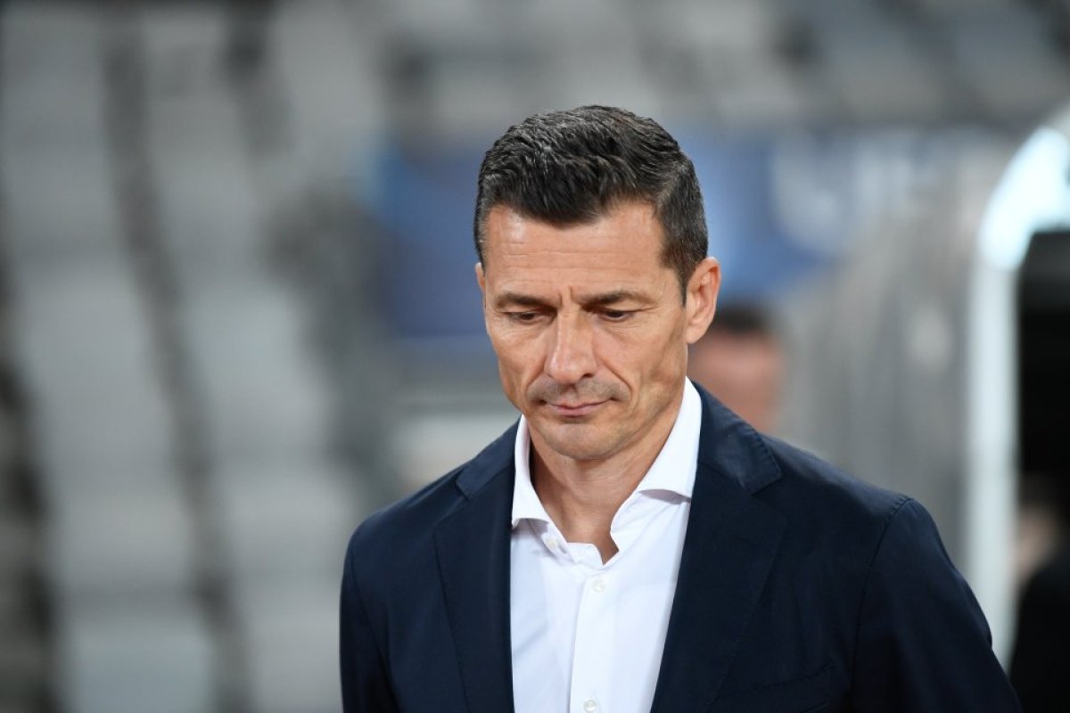 Costel Gâlcă. favorit să preia Farul, din vară