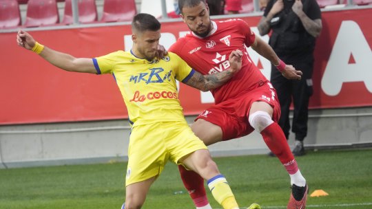 UTA Arad - Petrolul Ploiești 2-0. Gazdele au scăpat de zona roșie a clasamentului!