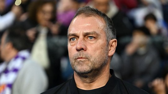 Hansi Flick l-a atacat pe arbitrul Marciniak, după eliminarea Barcelonei din semifinalele Ligii Campionilor: ”Fiecare decizie a fost în favoarea lor”